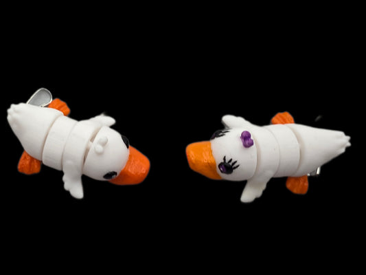 Mr and Mrs D (keychains)